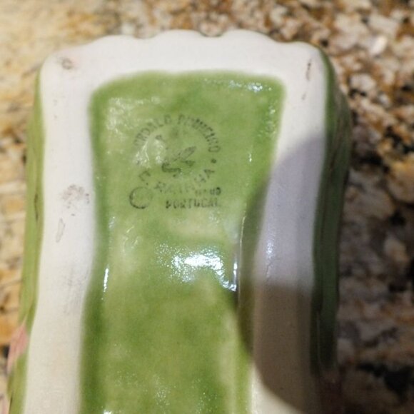 Majolica Asparagus Serving Dish by Bordallo Pinheiro - Picture 6 of 10